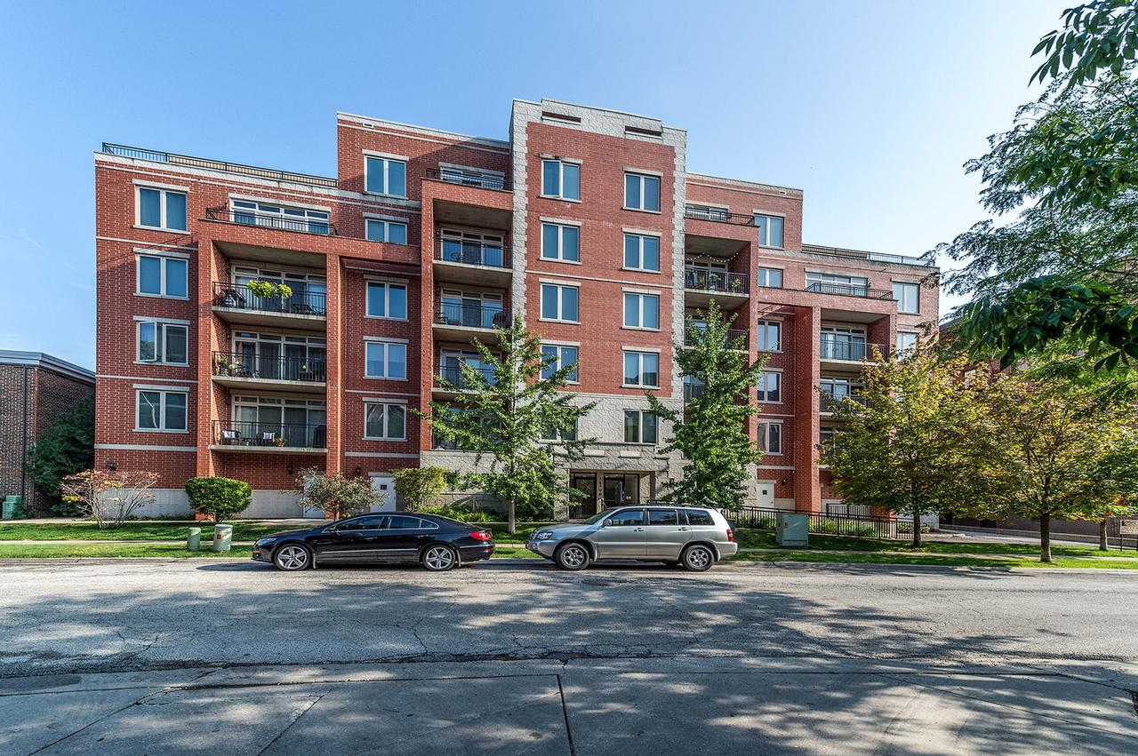 1670 Mill Rd. #603, Des Plaines, IL 60016
