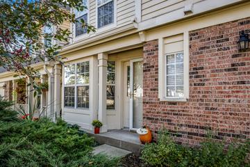 1621 W Portsmith Ln., Arlington Heights, IL 60004