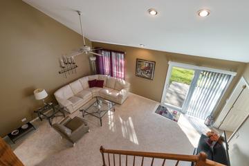 1621 W Portsmith Ln., Arlington Heights, IL 60004