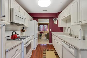 1621 W Portsmith Ln., Arlington Heights, IL 60004