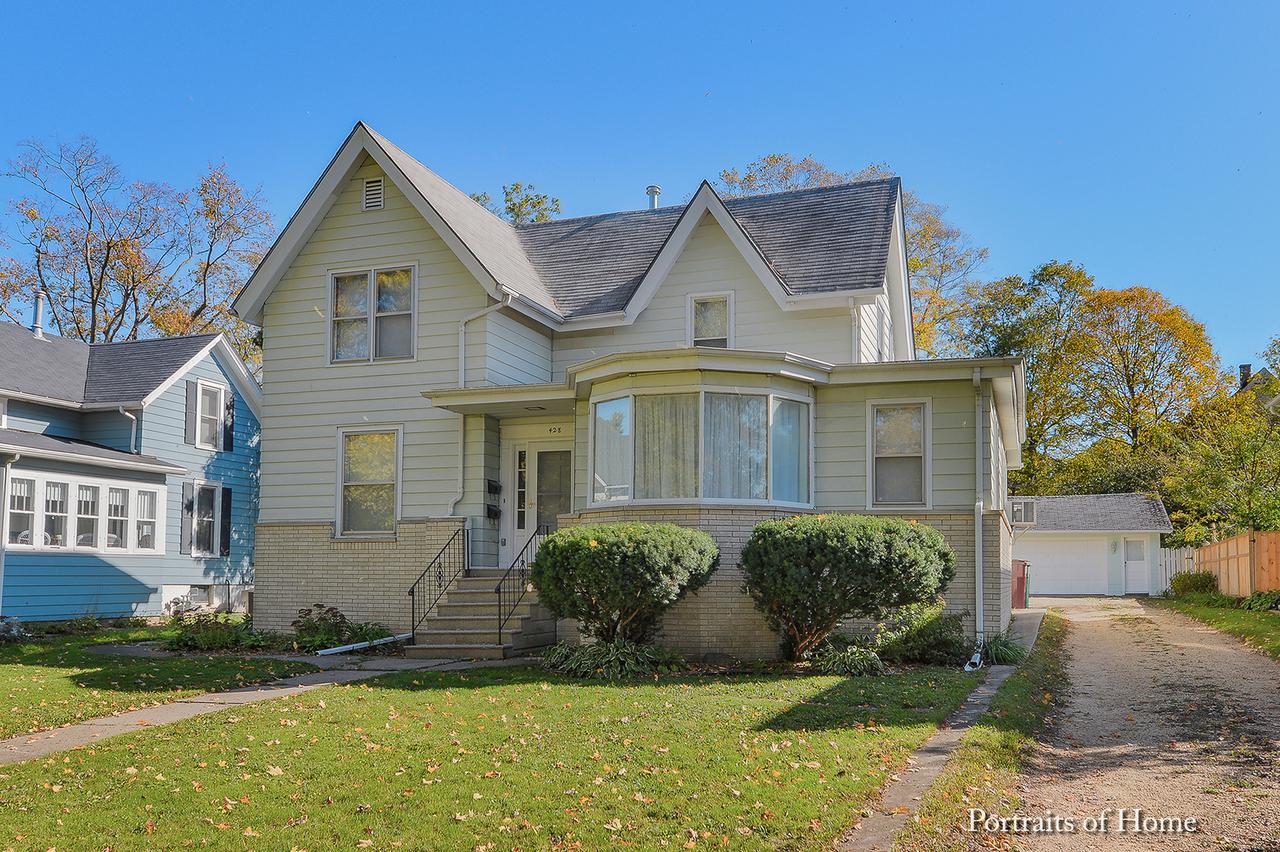428 S California St., Sycamore, IL 60178