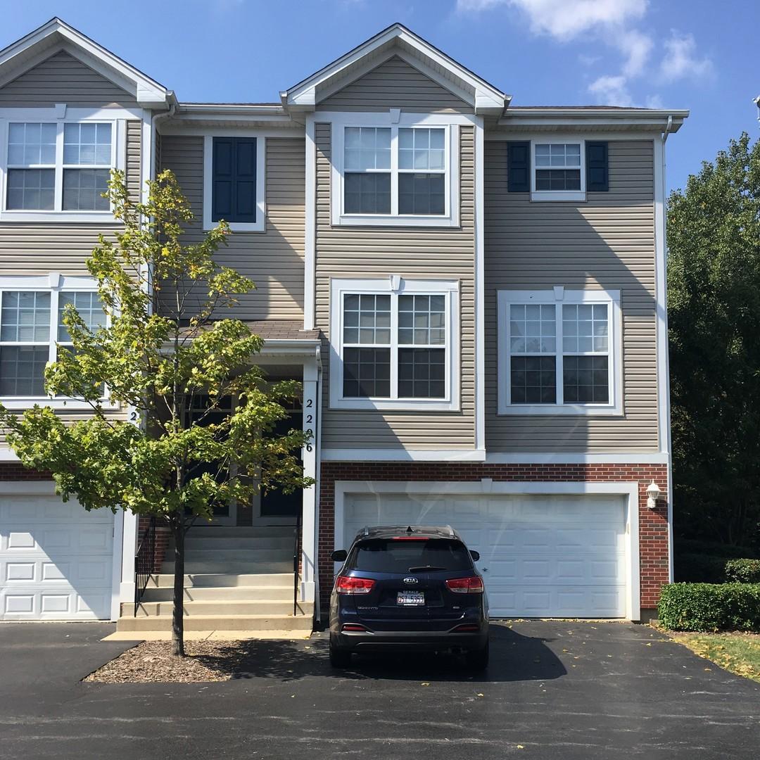 2296 Hudson Cir., Aurora, IL 60502
