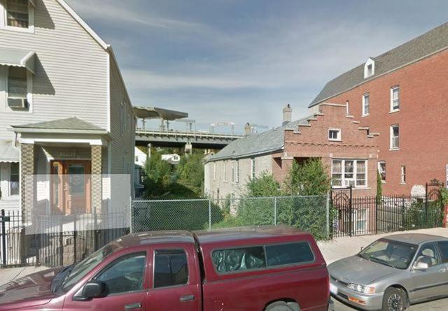 2334 W 21st St., Chicago, IL 60608