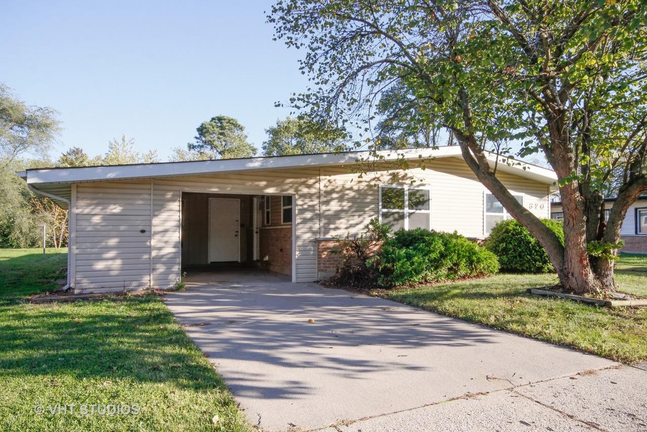 320 Somonauk St., Park Forest, IL 60466