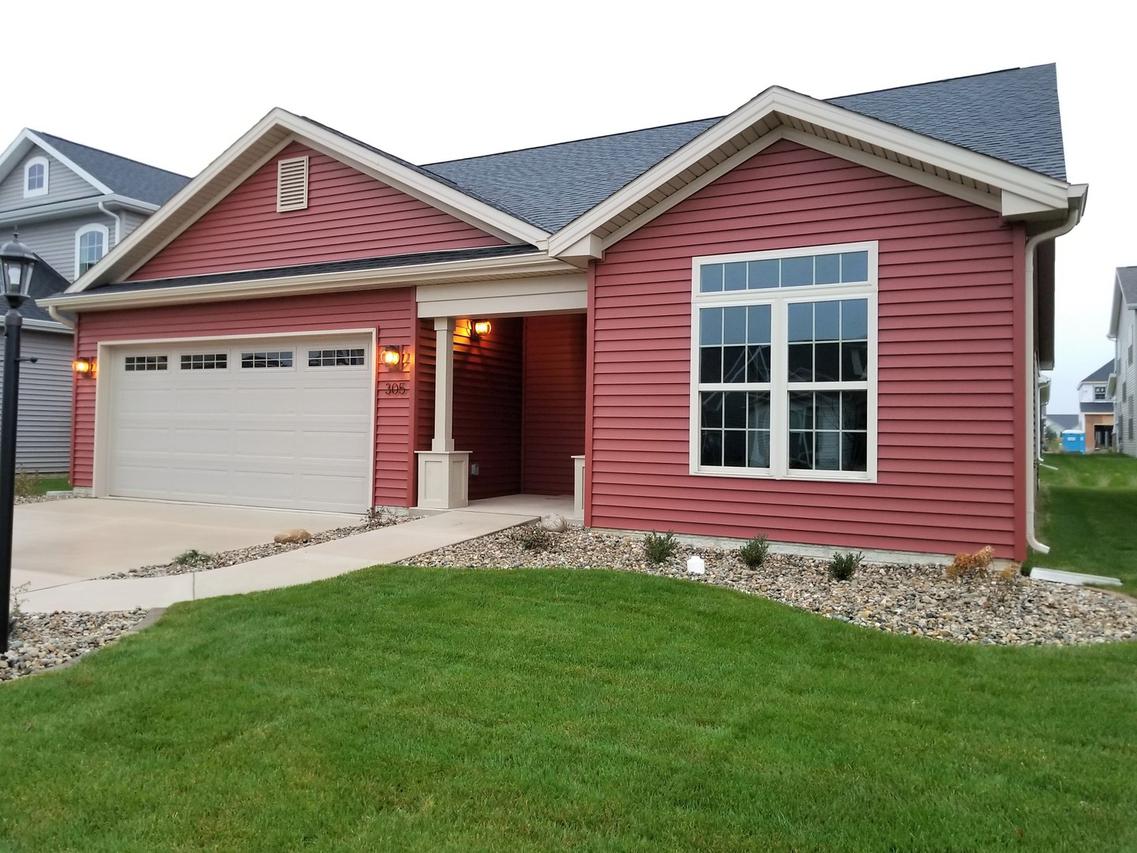 305 Corey Ln., Champaign, IL 61822