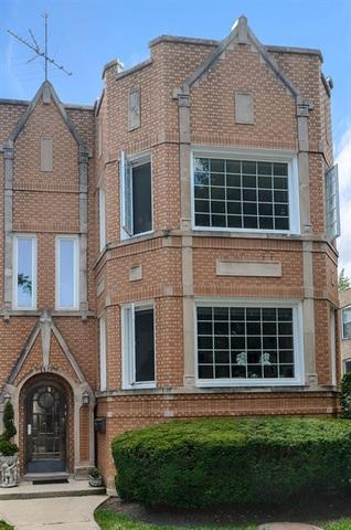 5814 N Virginia Ave., Chicago, IL 60659