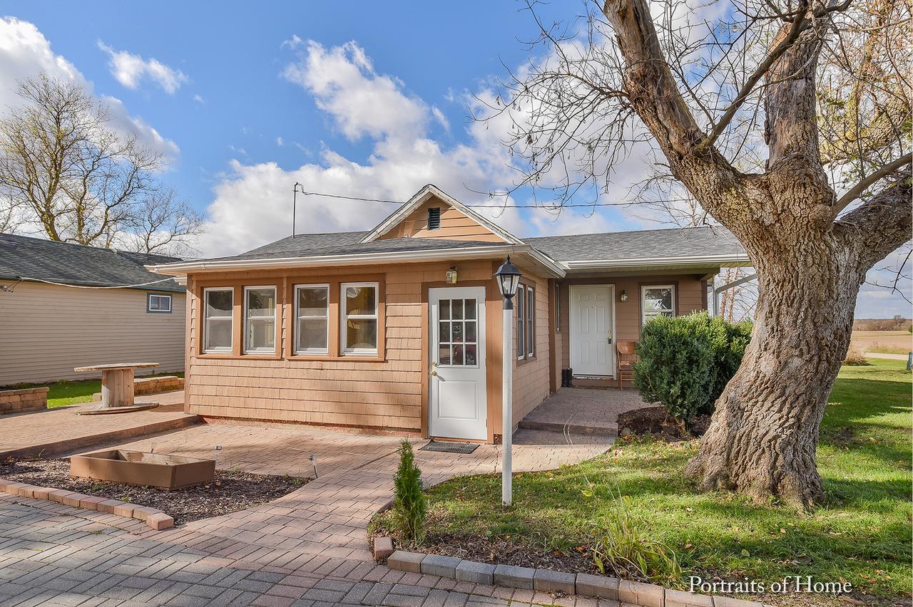 7900 Wolf Rd., Kingston, IL 60145
