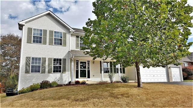 12453 Woodbury Ridge Dr., Roscoe, IL 61073
