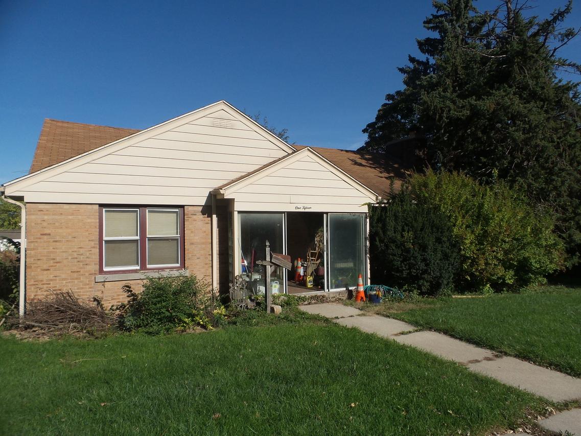 115 Cass St., Lemont, IL 60439