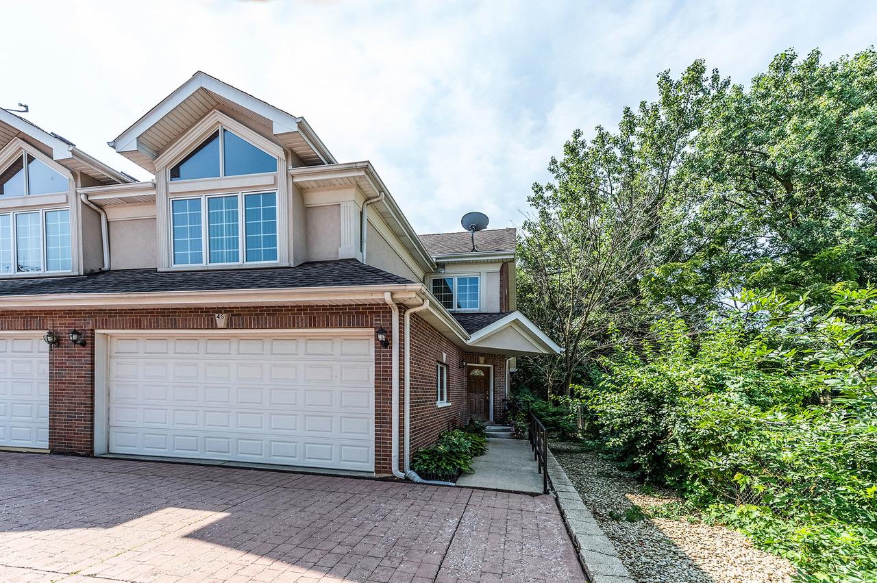 10108 S Roberts Rd. #4S, Palos Hills, IL 60465