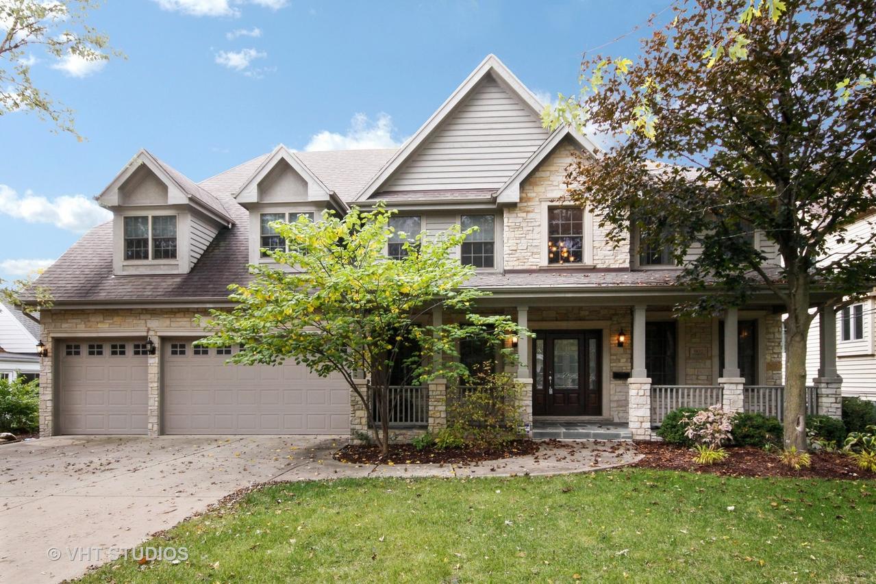 5832 Fairmount Ave., Downers Grove, IL 60516