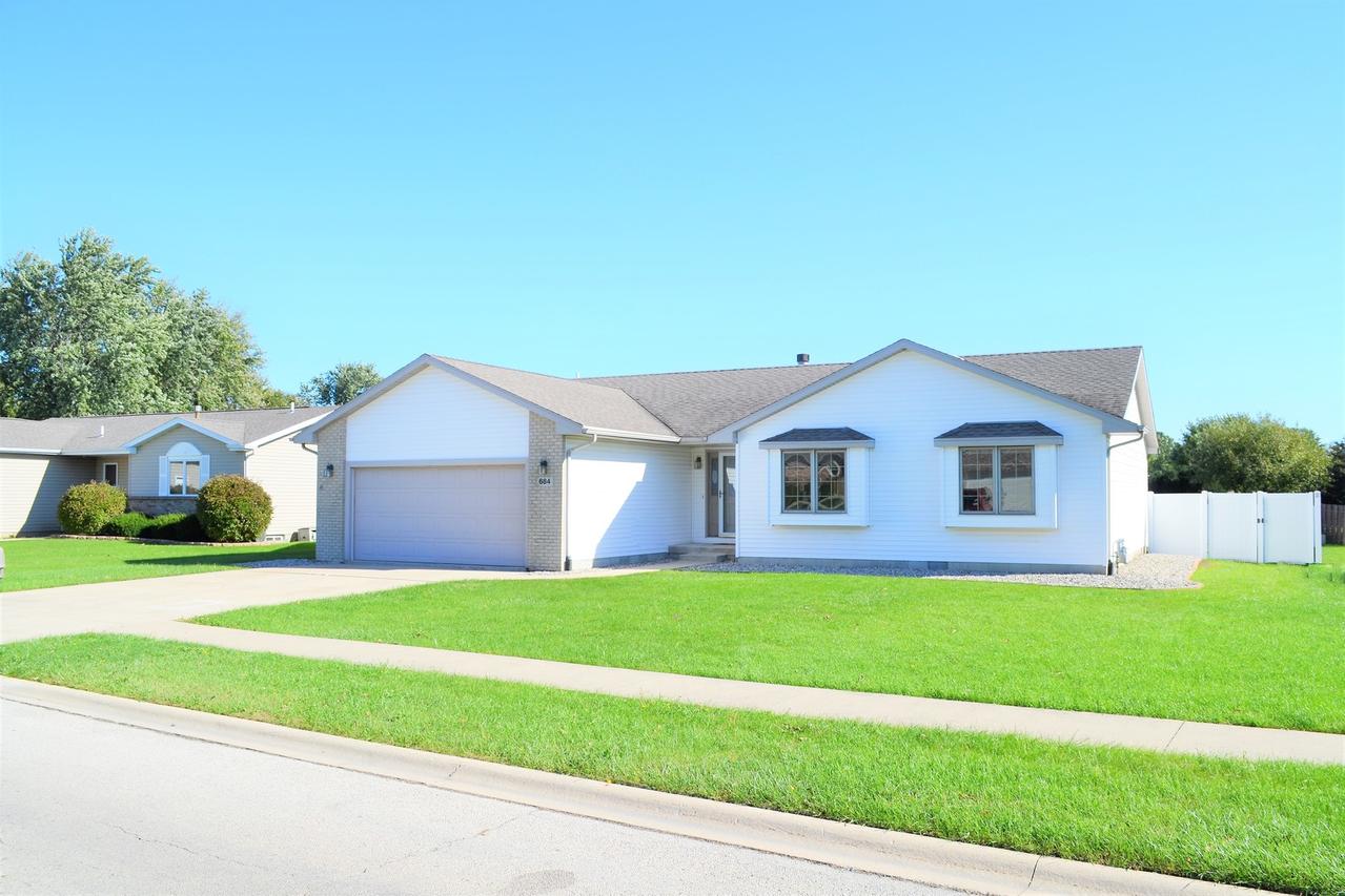 684 N Edgemere Dr., Bourbonnais, IL 60914