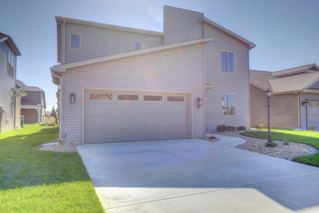 411 Corey Ln., Champaign, IL 61822