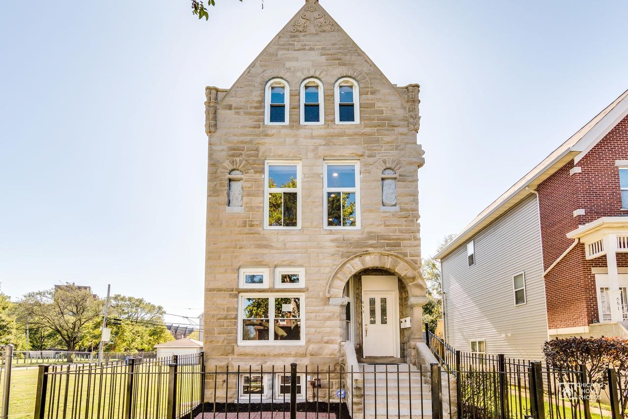 655 E Bowen Ave., Chicago, IL 60653