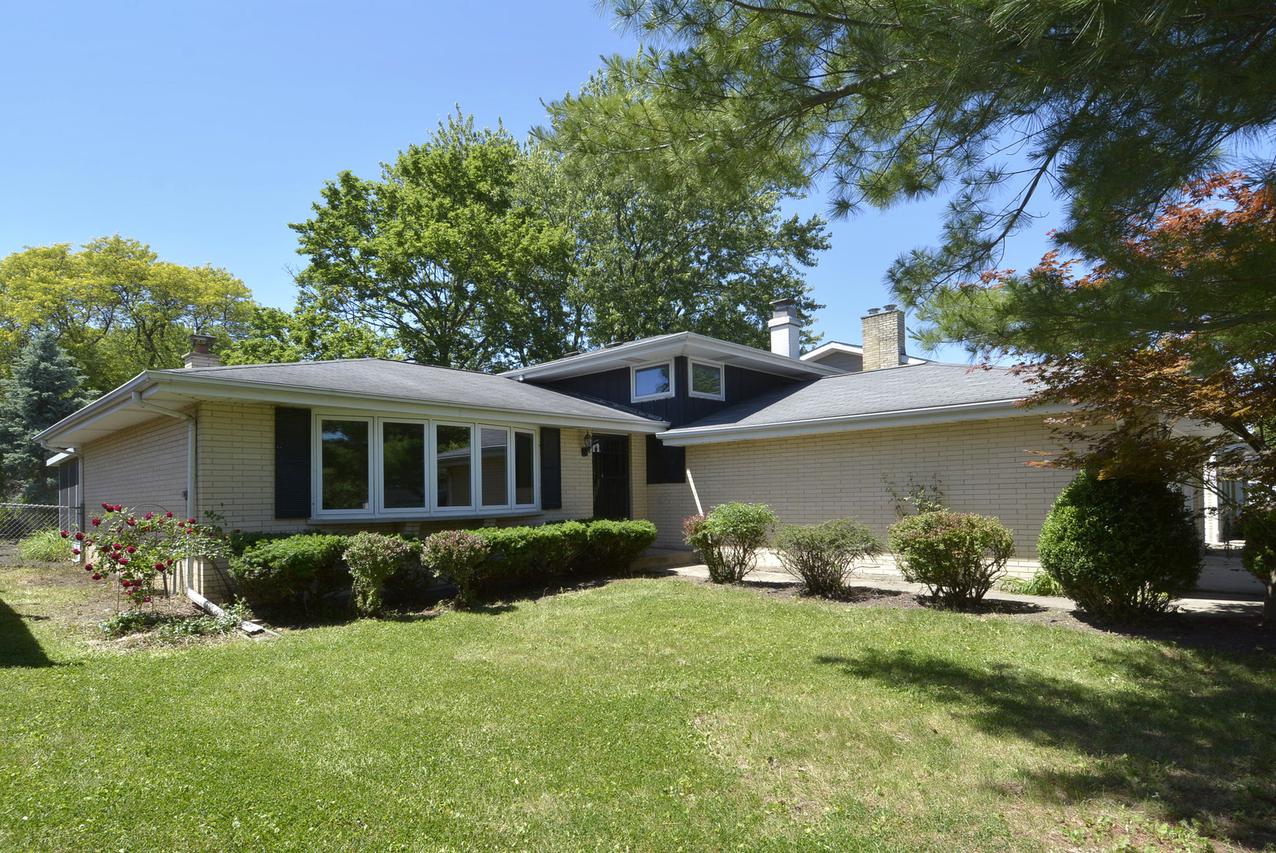526 S Cleveland Ave., Arlington Heights, IL 60005