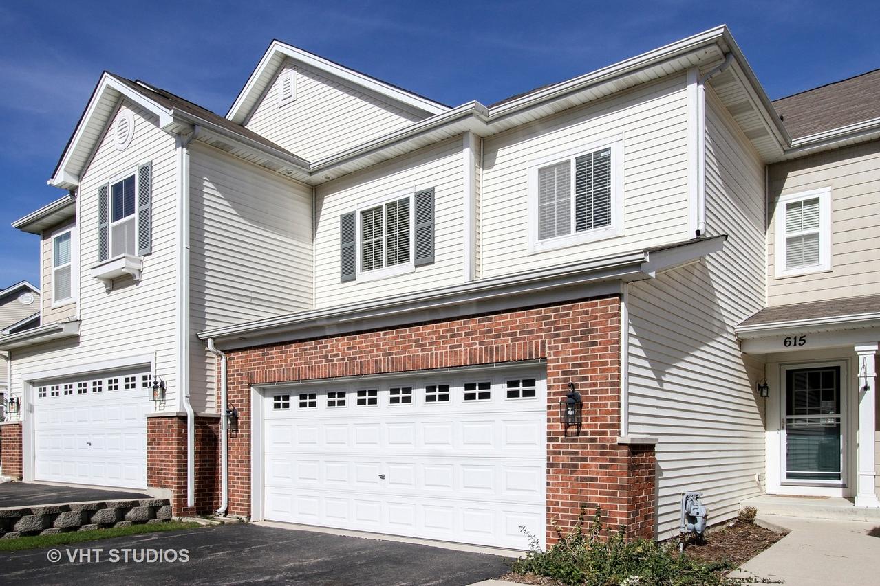 615 Grand Canyon Cir., Crystal Lake, IL 60014