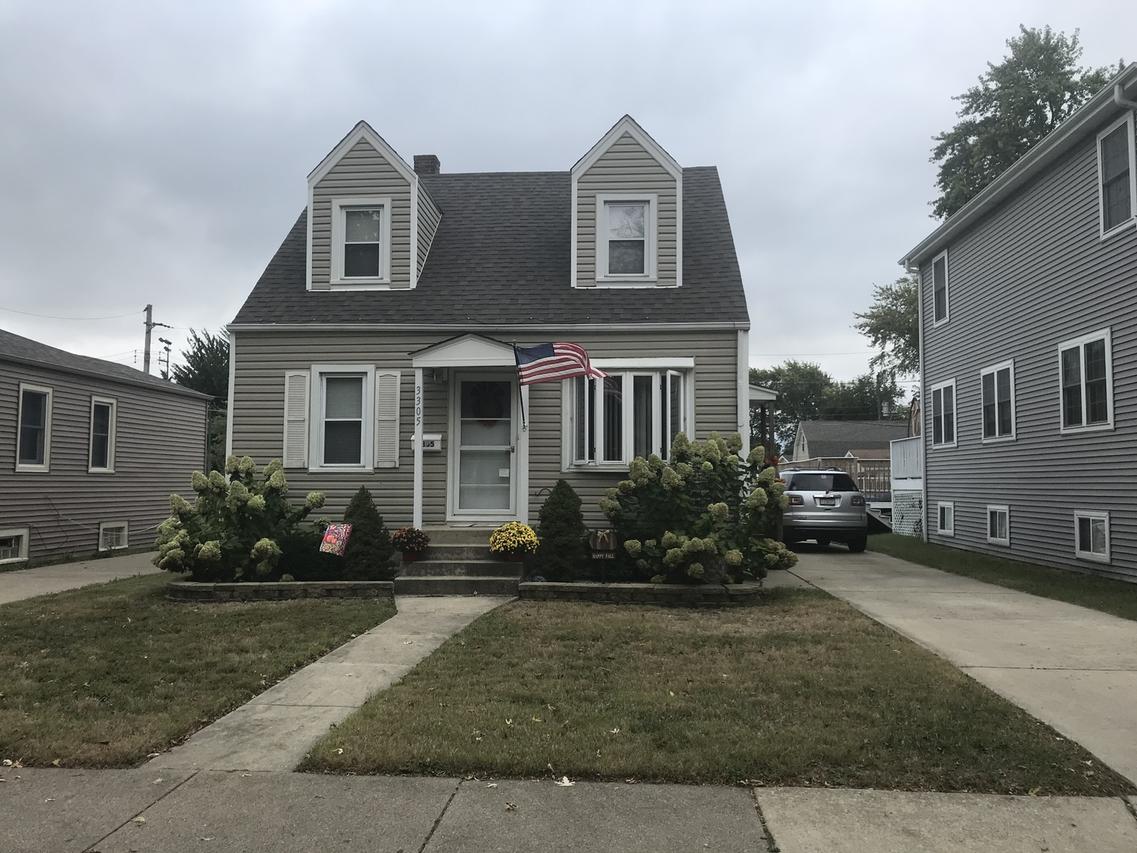 3305 W 107th St., Chicago, IL 60655