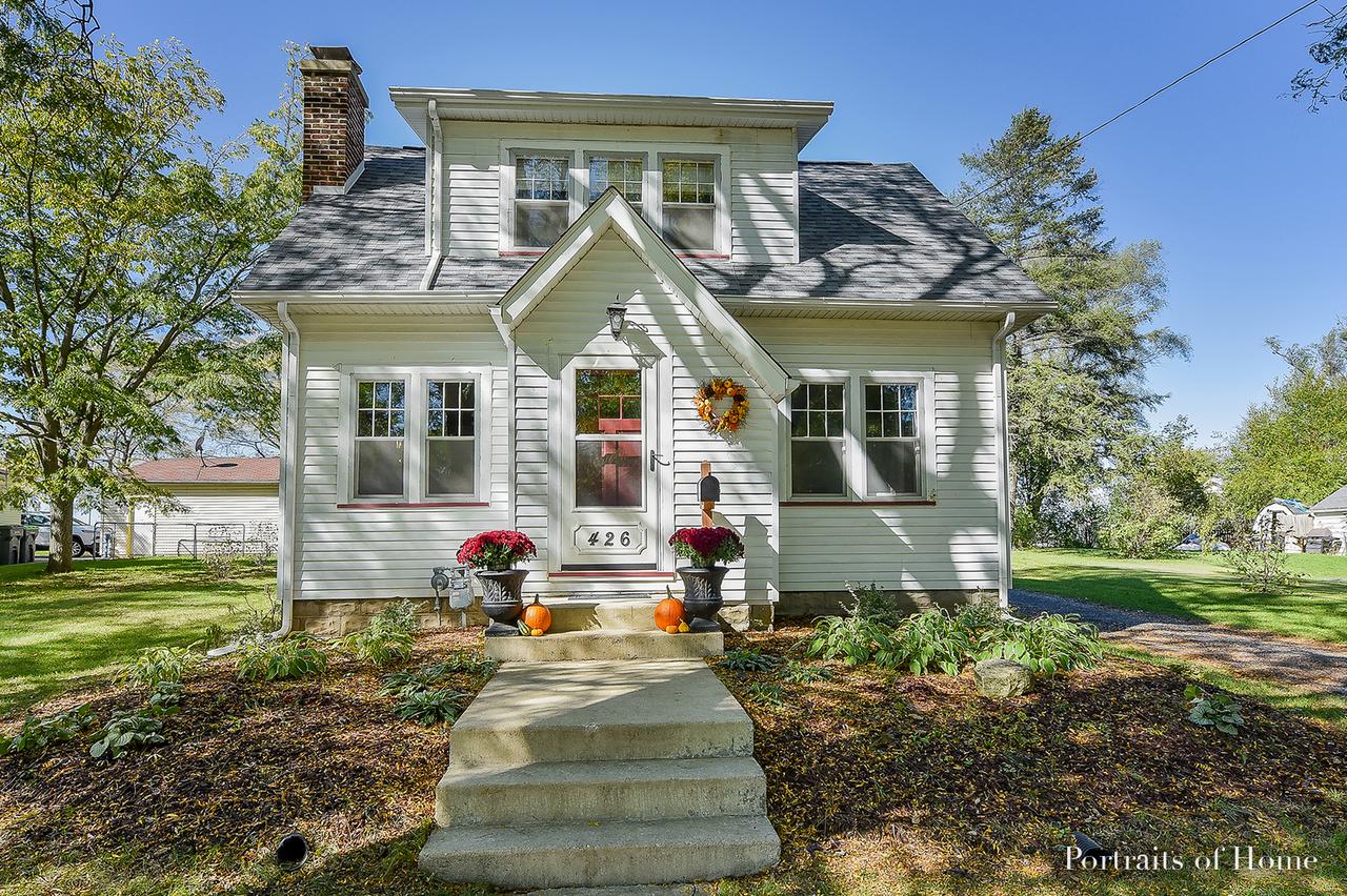 426 S Main St., Montgomery, IL 60538