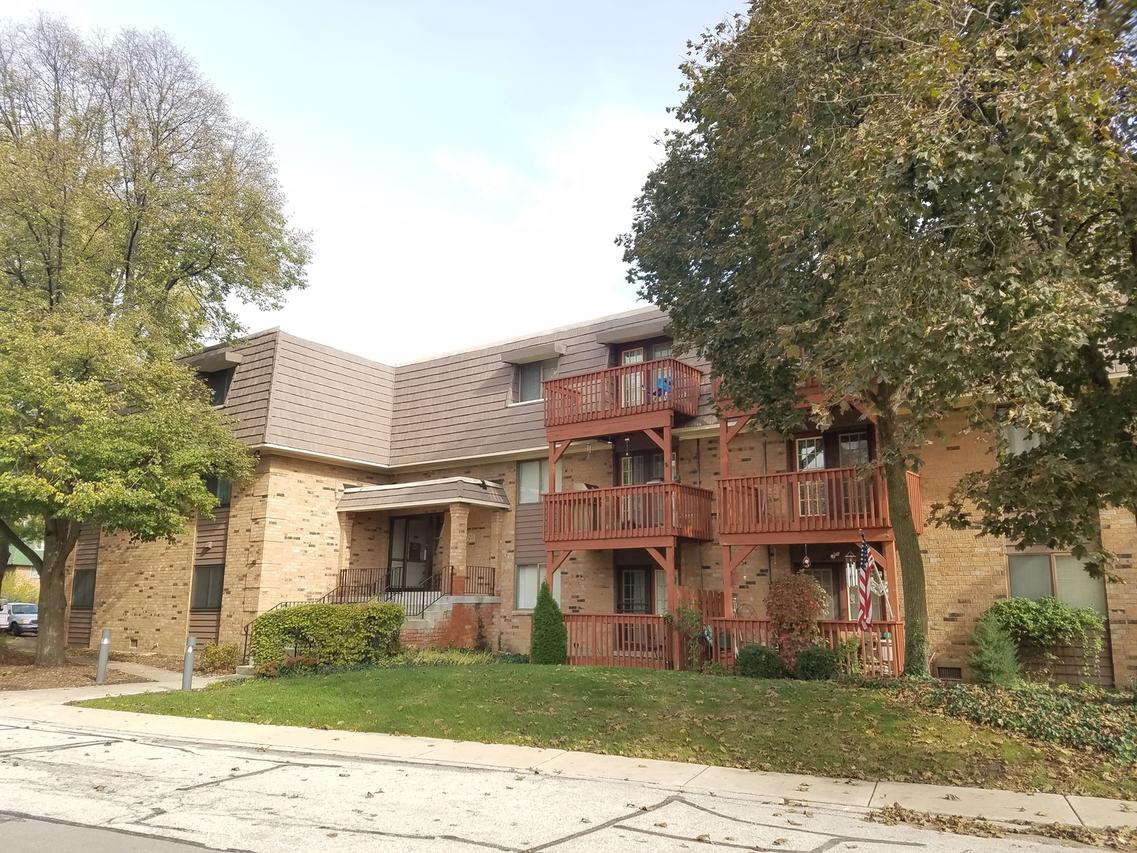 1925 Tall Oaks Dr. #2706, Aurora, IL 60505