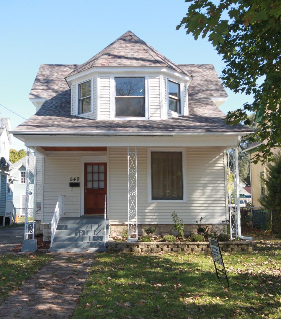 540 S 4th St., Aurora, IL 60505