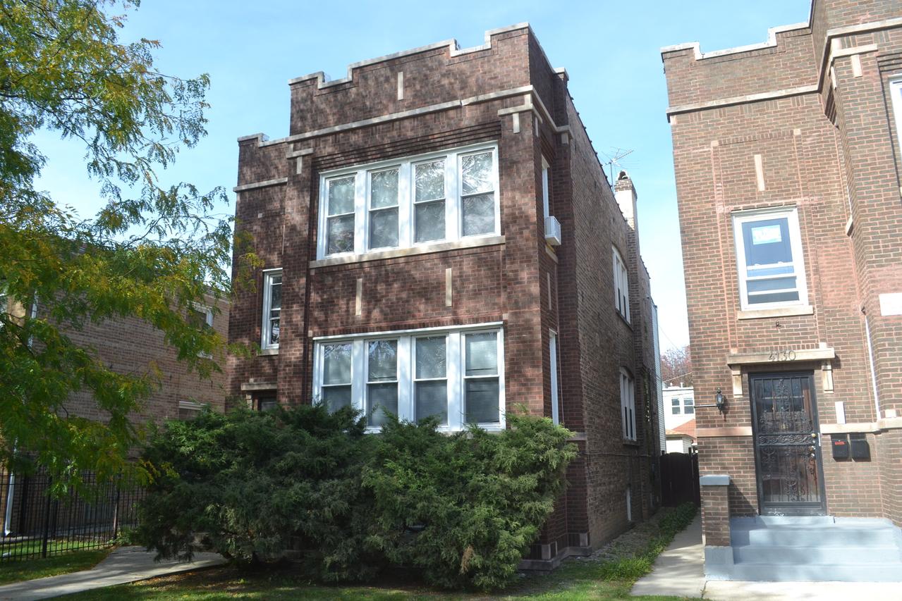 4134 W Nelson St., Chicago, IL 60641
