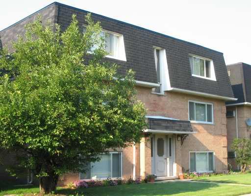 9993 Linda Ln. #1W, Des Plaines, IL 60016