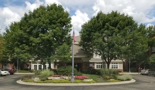 605 Barrington Ave. #230, East Dundee, IL 60118