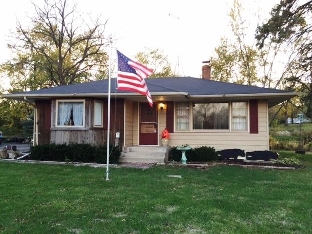 2113 Dean St., Woodstock, IL 60098