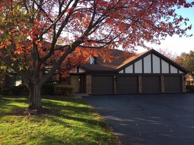 5810 Buck Ct., Westmont, IL 60559