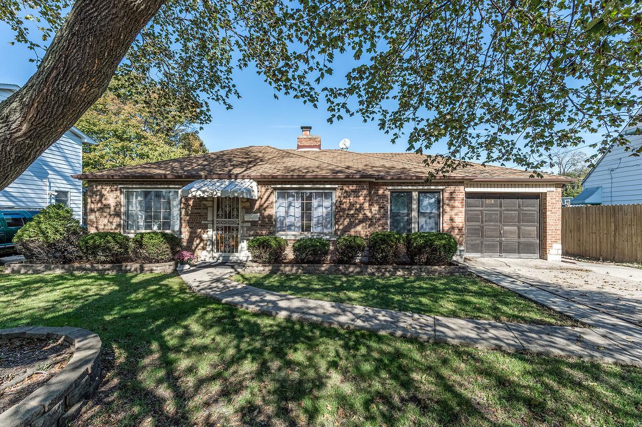 112 Westward Ho Dr., Northlake, IL 60164