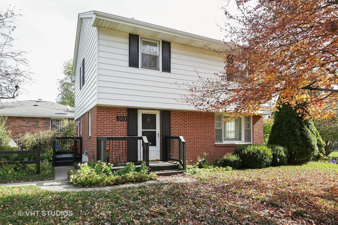 569 S Mchenry Ave., Crystal Lake, IL 60014