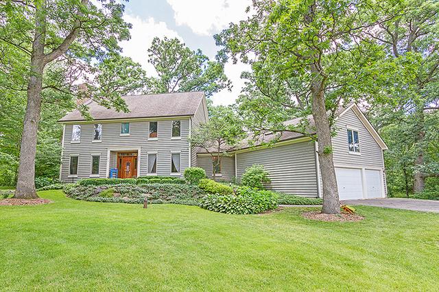 44W570 Little Woods Tr., Hampshire, IL 60140