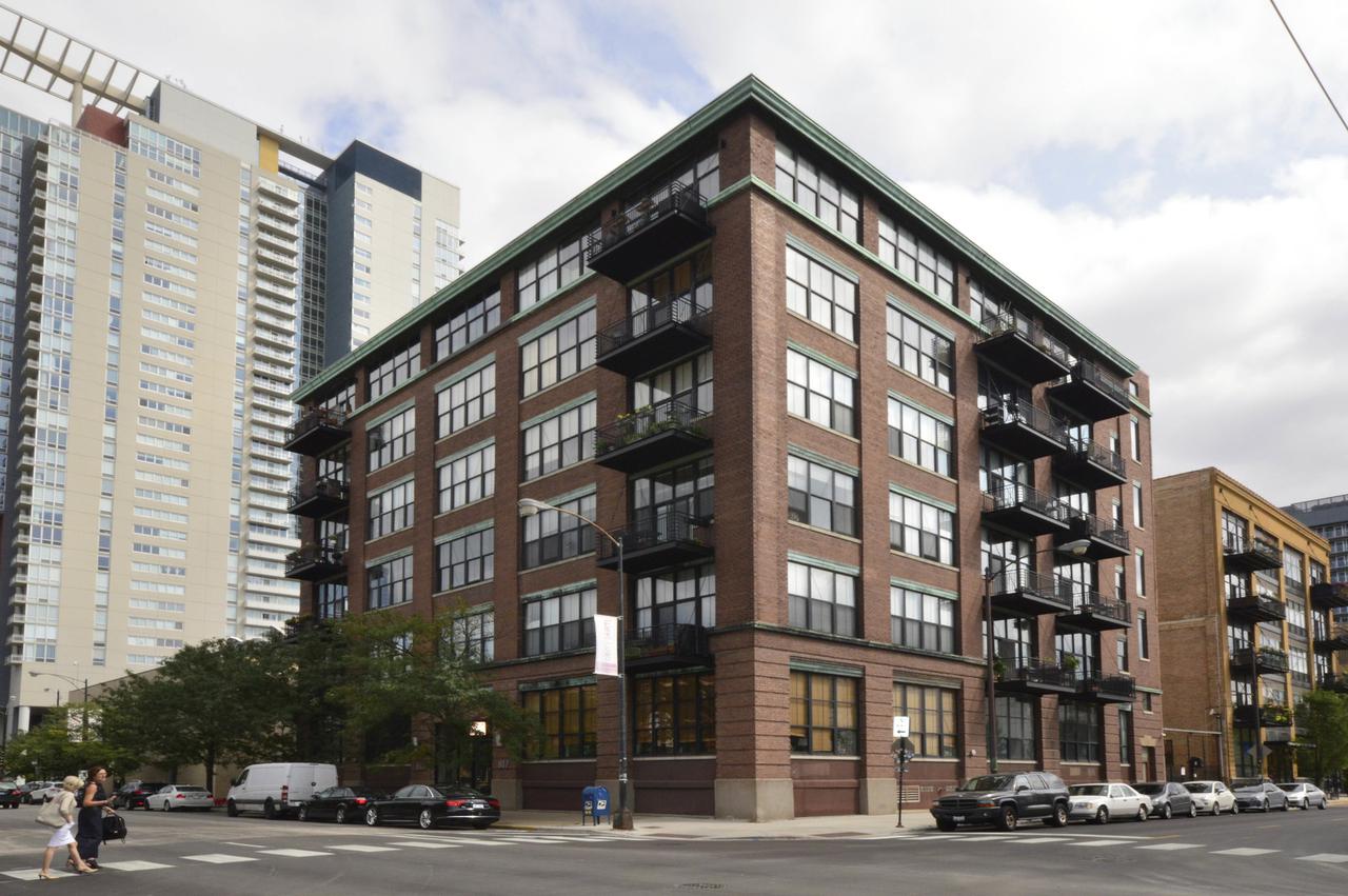 817 W Washington Blvd. #602, Chicago, IL 60607