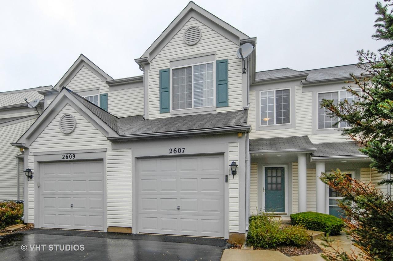 2607 Carrolwood Rd., Naperville, IL 60540