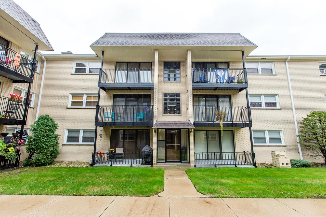 6563 N Harlem Ave. #3E, Chicago, IL 60631