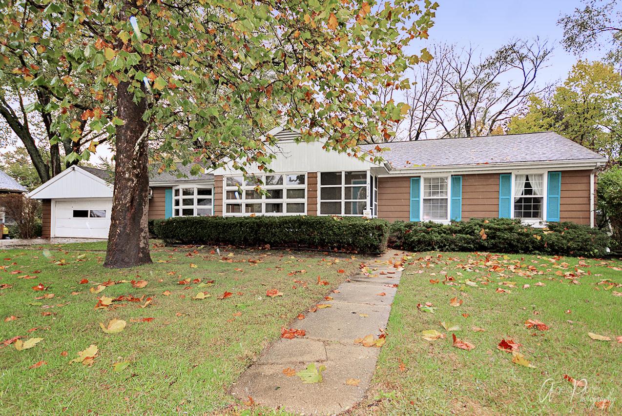 1710 Court St., Mchenry, IL 60050