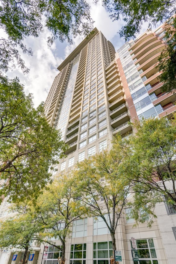 250 E Pearson St. #2705, Chicago, IL 60611