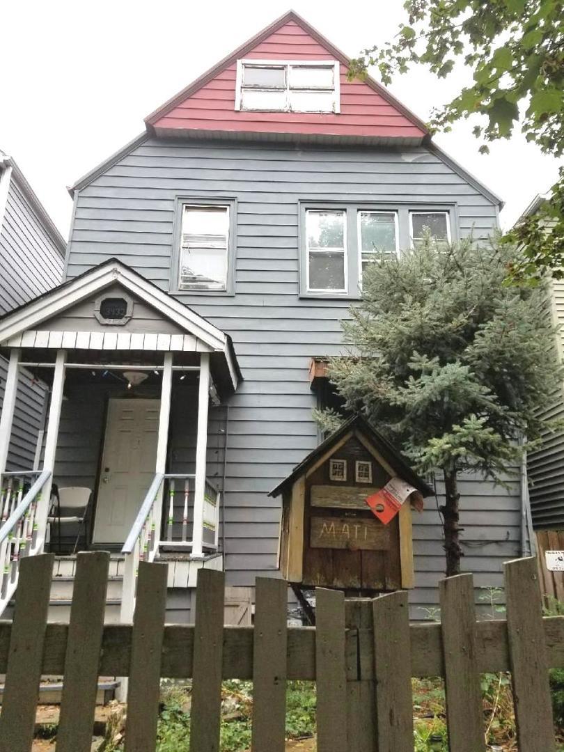 3432 W Melrose St., Chicago, IL 60618
