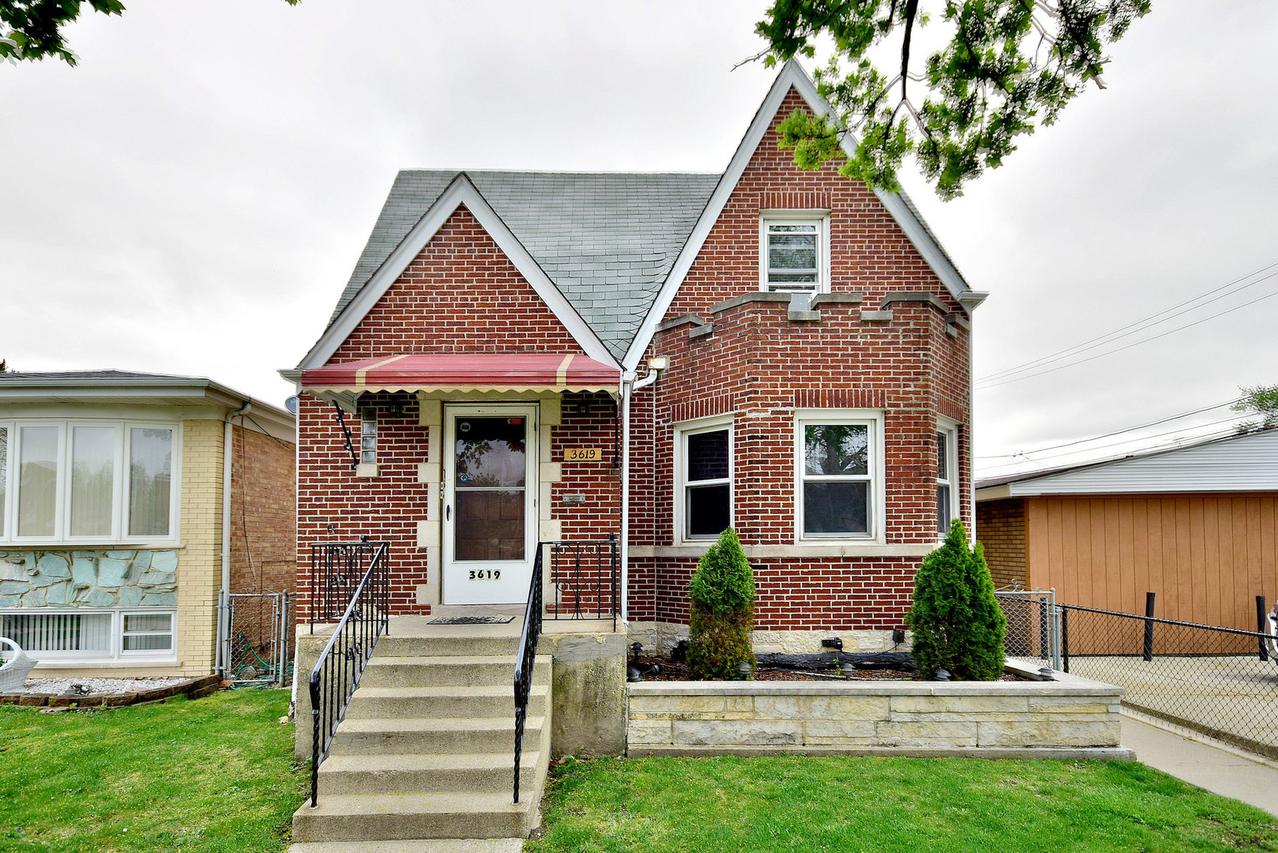 3619 N Pontiac Ave., Chicago, IL 60634