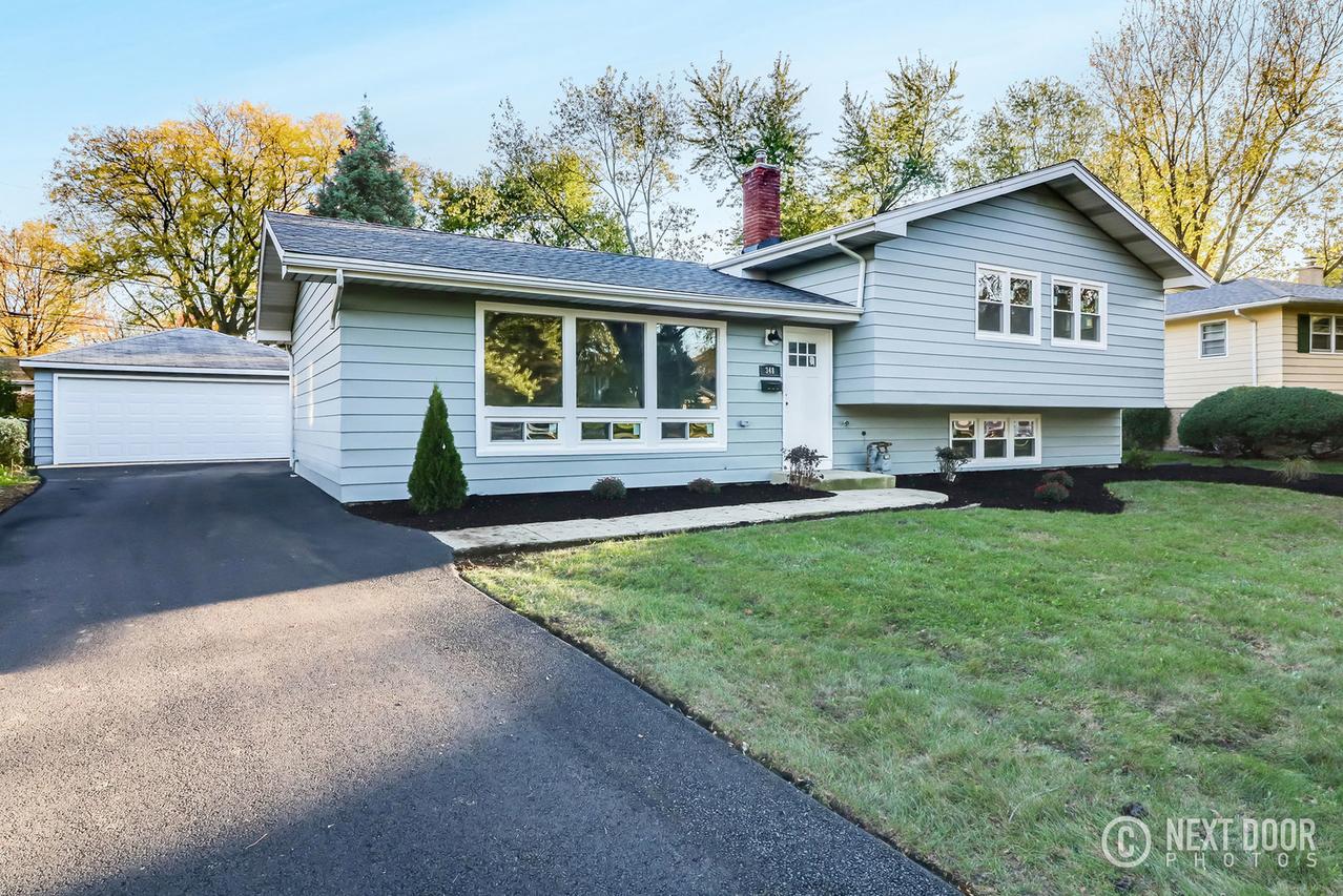 348 Sycamore Dr., Naperville, IL 60540