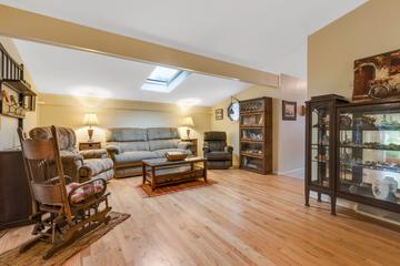134 Euclid Ave., Bloomingdale, IL 60108