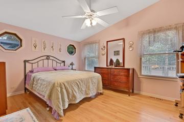 134 Euclid Ave., Bloomingdale, IL 60108