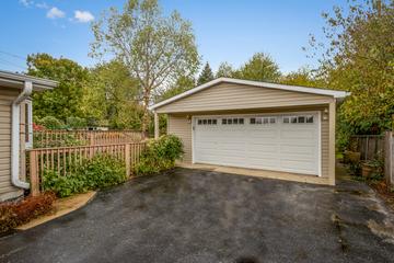 134 Euclid Ave., Bloomingdale, IL 60108