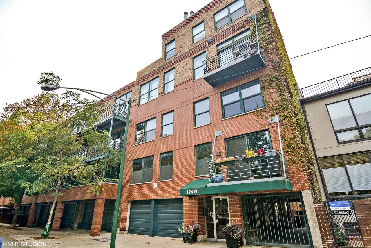 1740 N Marshfield Ave. #17, Chicago, IL 60622