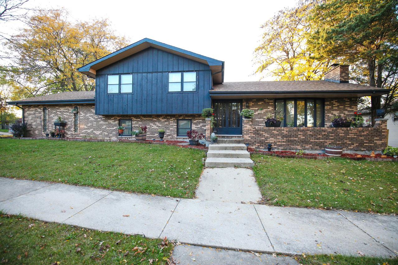 1409 Edgerton Dr., Joliet, IL 60435