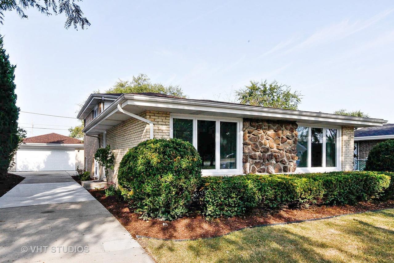 8804 Austin Ave., Oak Lawn, IL 60453