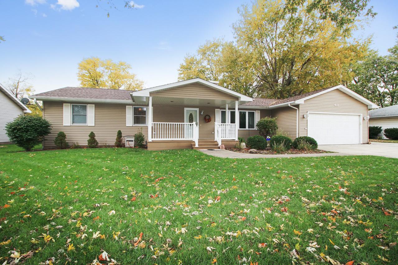 411 N Boughton St., Watseka, IL 60970