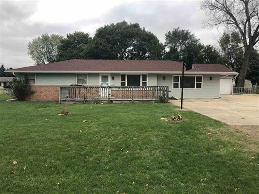 924 Crystal Dr., Machesney Park, IL 61115