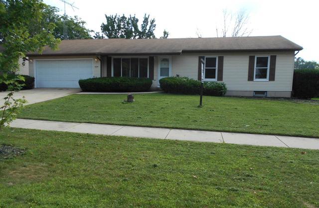 107 Acorn Dr., North Aurora, IL 60542