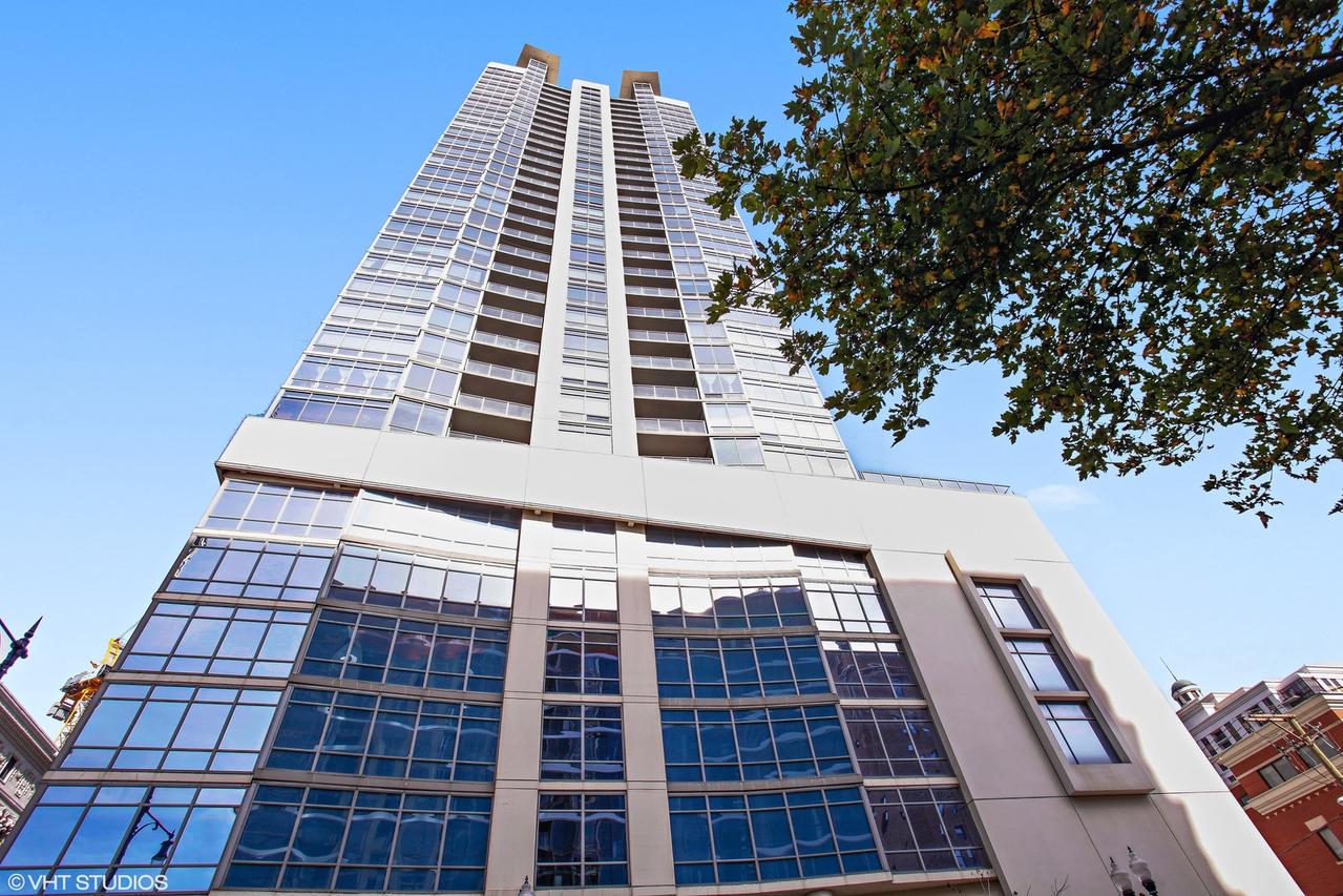 100 E 14th St. #1405, Chicago, IL 60605
